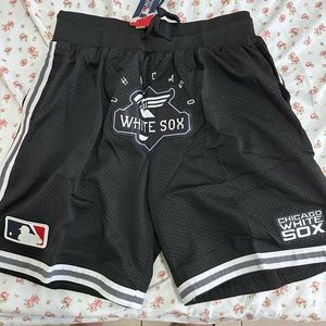Just Don White Sox Shorts. Size: XL